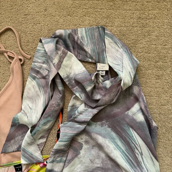 Bundle of XS/S Dresses - Picture 9 of 9